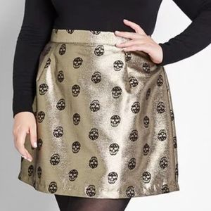 ✨ Skull Print Gold Brocade Skirt